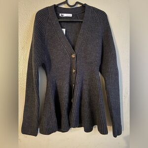 ZARA PELUM SWEATER WITH SYNCHED IN WAIST